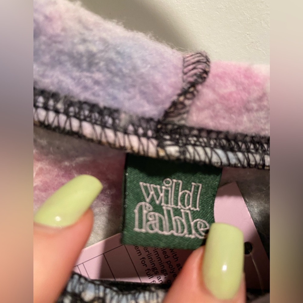 Wild Fable Tie-Dye Cropped Sweatshirt. Size - X-Large. Black with multicolors. - Picture 6 of 6